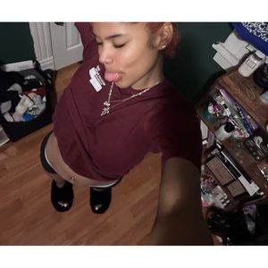 Meet your Posher, Imani